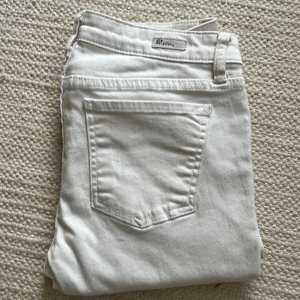 Kut from the Kloth MIA Toothpick skinny jeans in white, size 4